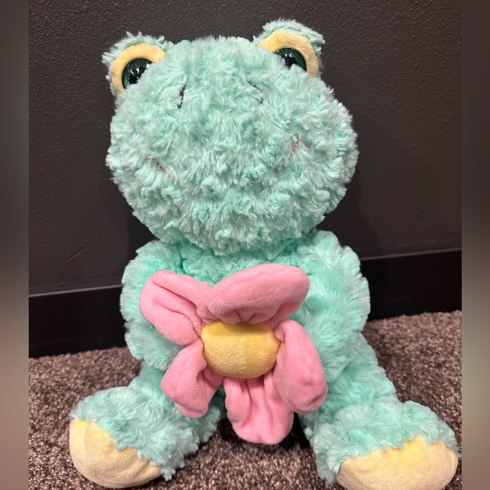 Hug Farm Plush Frog with flower